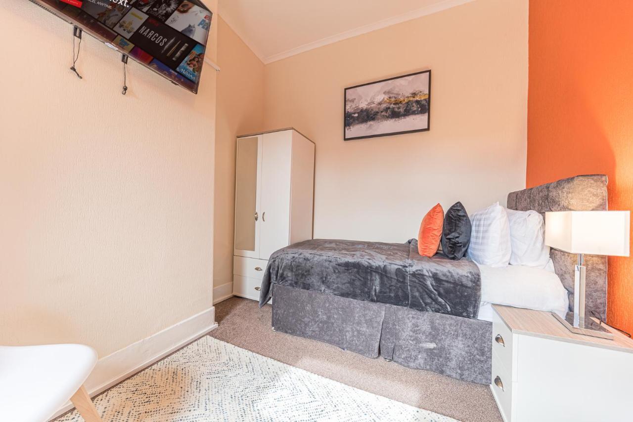 *King Bed* Luxury City Centre House Barrow-in-Furness Buitenkant foto