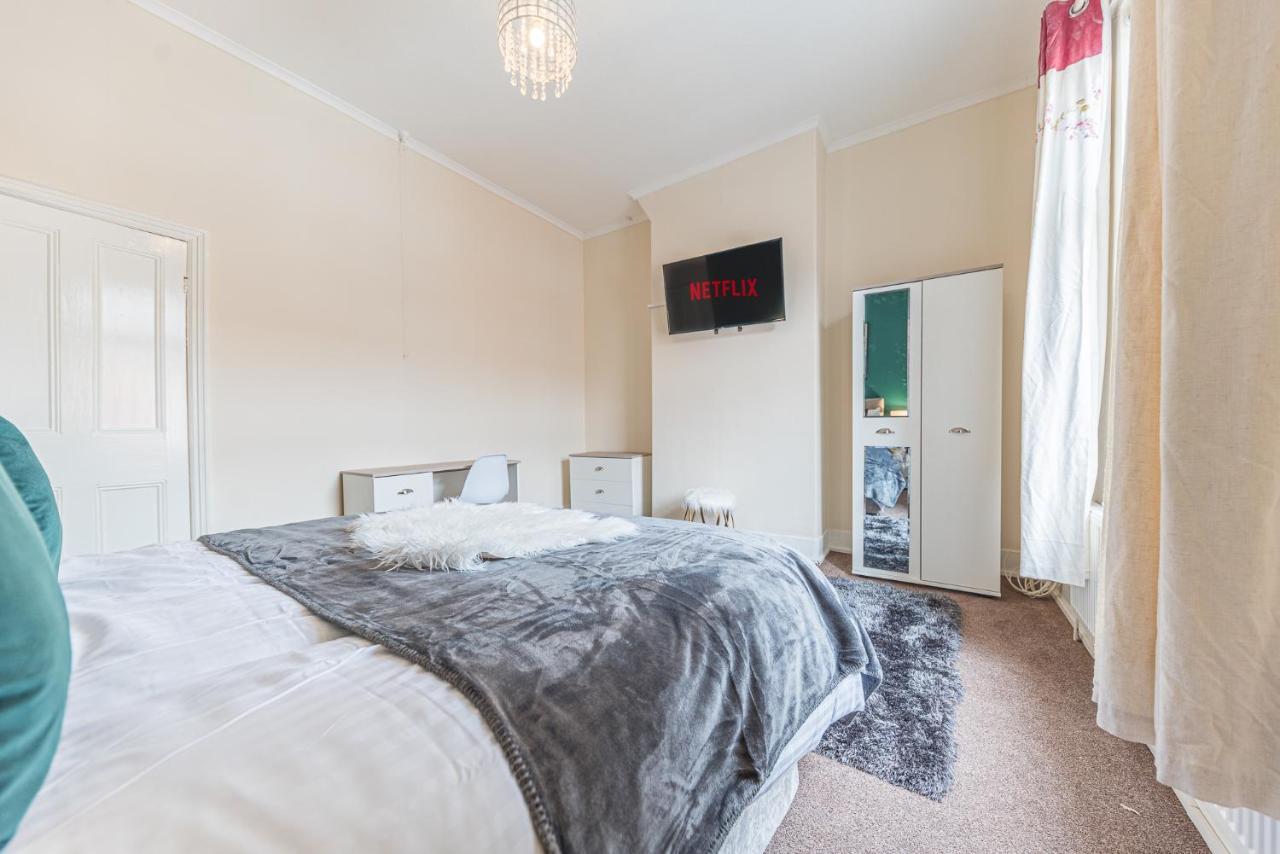 *King Bed* Luxury City Centre House Barrow-in-Furness Buitenkant foto